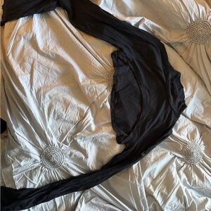 ALO Yoga Black Crop Top